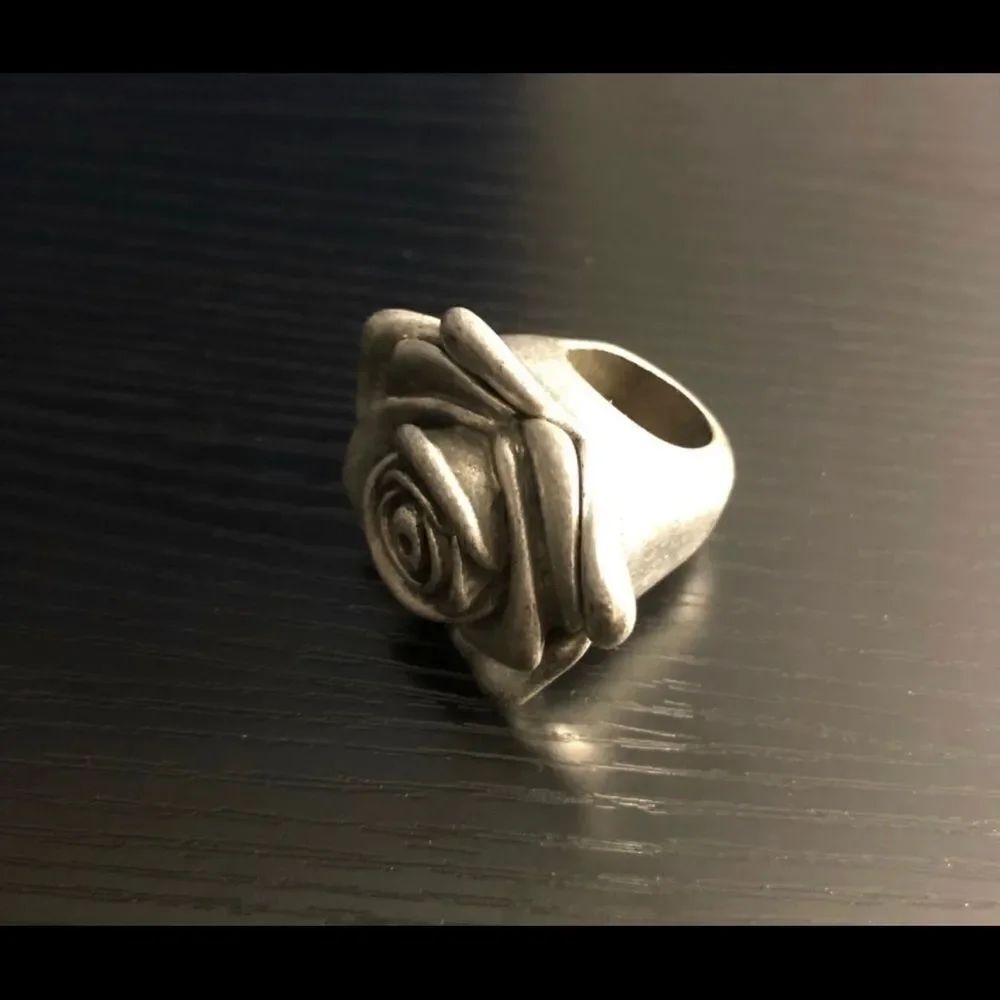 Rose Metal Ring, 6 - Picture 3 of 10